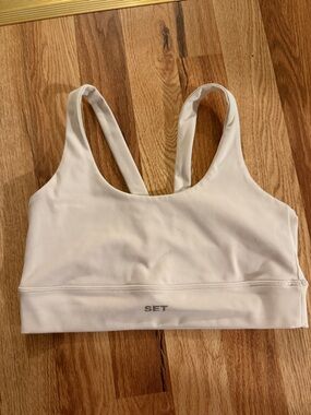 SET Women's Cream/offwhite Sports Bra - Light Support
